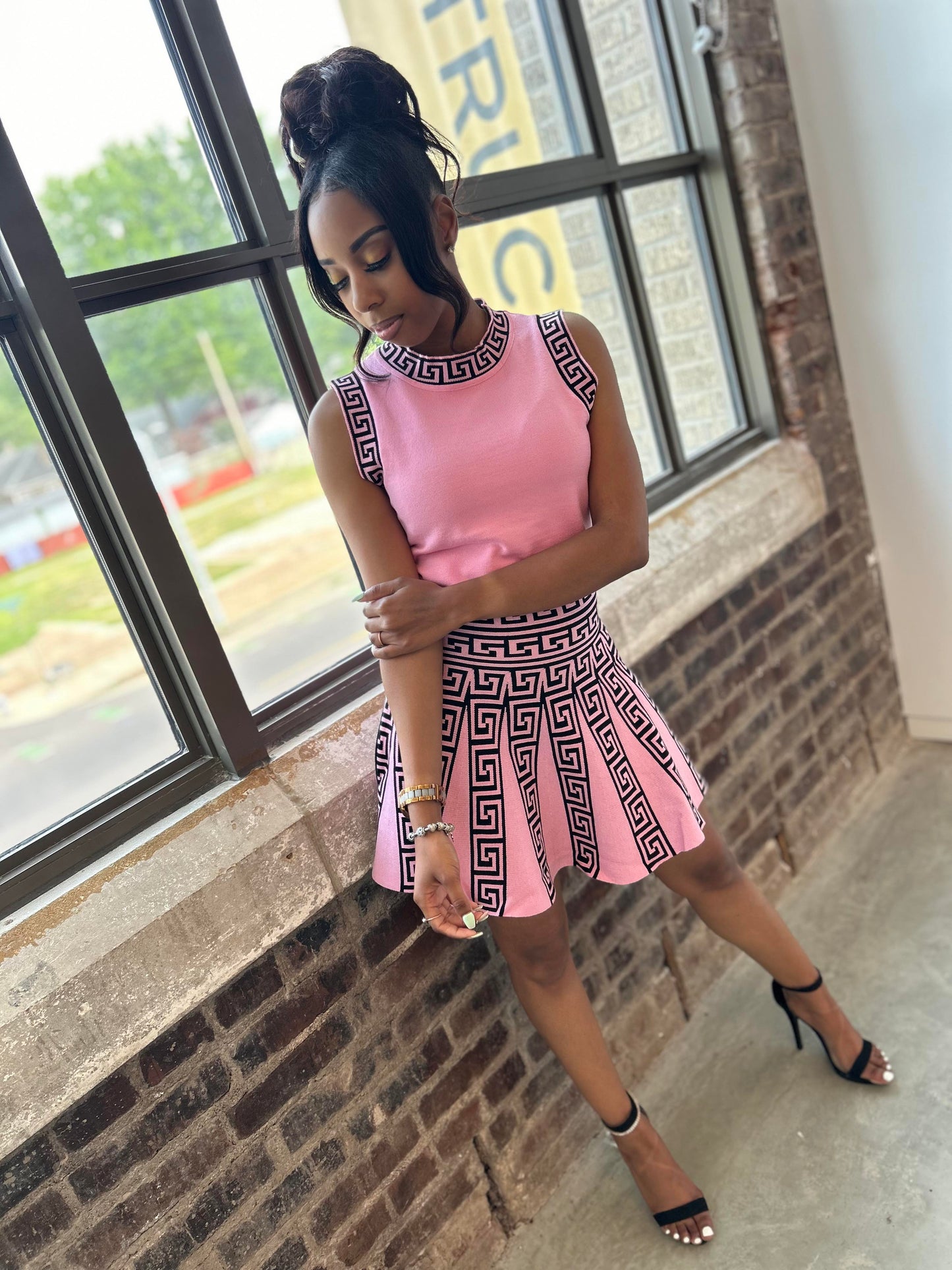 Hilary" short pleaded dress ( pink)